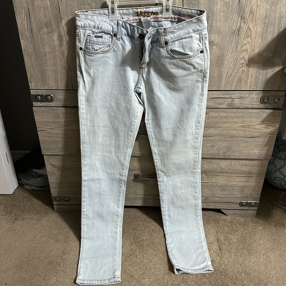Billabong Women's Light Wash Skinny Jeans